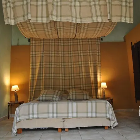 Otel Domaine De Blancardy 3*