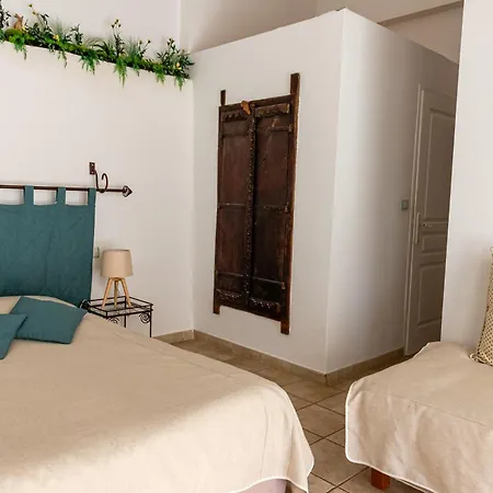Domaine De Blancardy Hotel