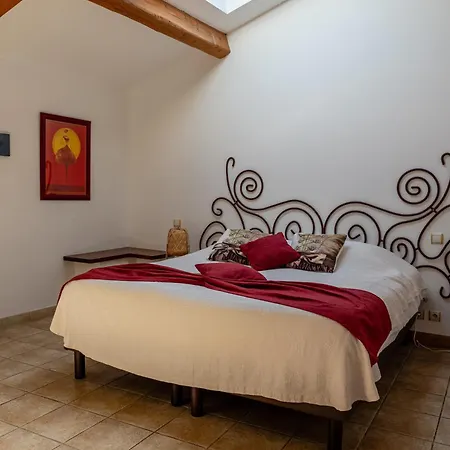 Hotel Domaine De Blancardy 3*