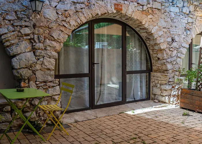 Hotel Domaine De Blancardy Moulès-et-Baucels